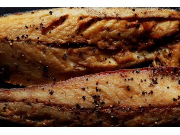 Pfeffer- und Zwiebelmakrelenfilet (240 gr.)